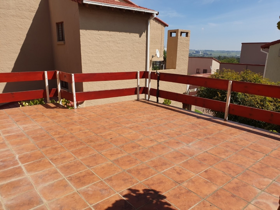 4 Bedroom Property for Sale in Hospitaalheuwel Free State